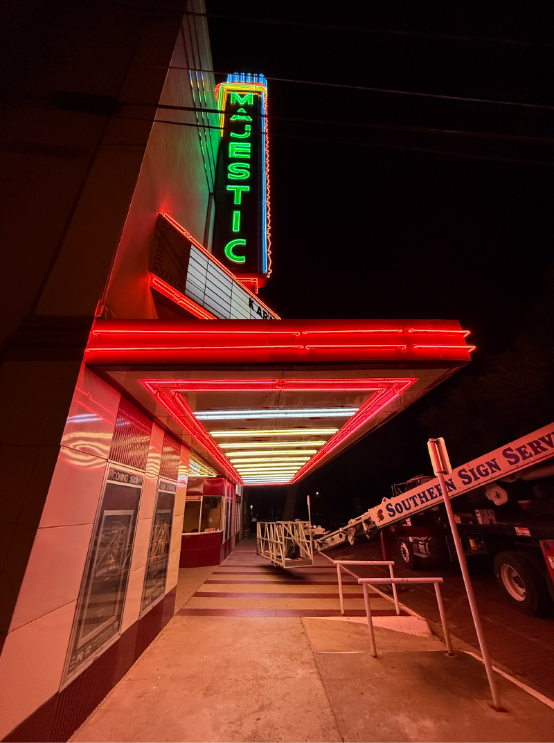 Neon Signs Southern Sign and Crane Services | Granbury Texas